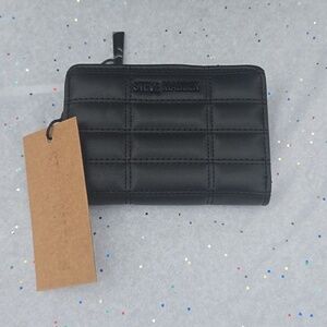 NWT Steve Madden Black Pocket Wallet